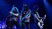 Concert solo 2012 1020_paris caroline_h slash (1)